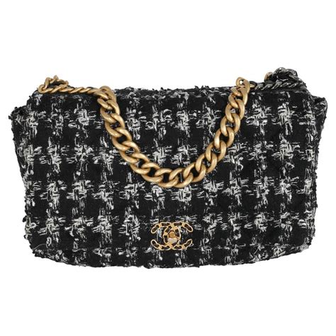 chanel houndstooth bag 2019